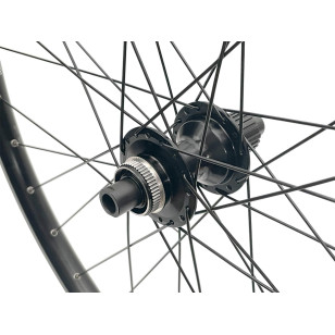 Rear wheel Mach1 Trucky 30 Black - 27.5" - Shimano TC500 Boost CenterLock TX12/148 K7 Microspline 12V