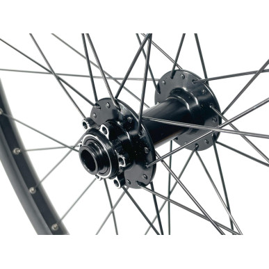 Front wheel Mach1 Trucky 30 Black - 29" - Velox D041SB Boost Disc TX15/110