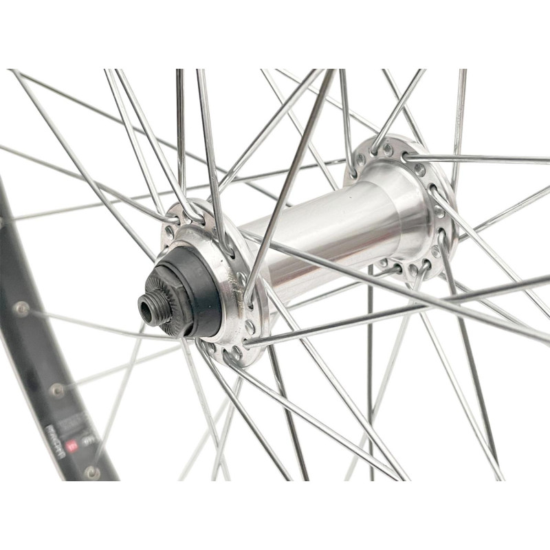 Front wheel Mach1 Versus 17 Black - Velox Urban - Quick release Front wheel Mach1 Versus 17 Black - Velox Urban - Quick release
